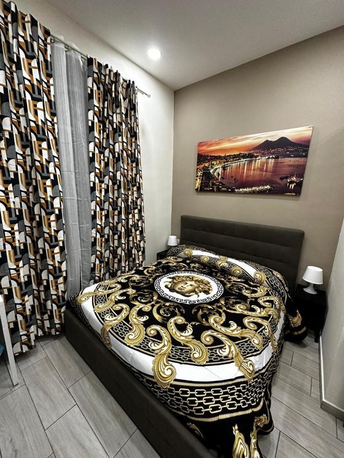 B&B Spaccanapoli A Due Passi Da Via Tribunali المظهر الخارجي الصورة