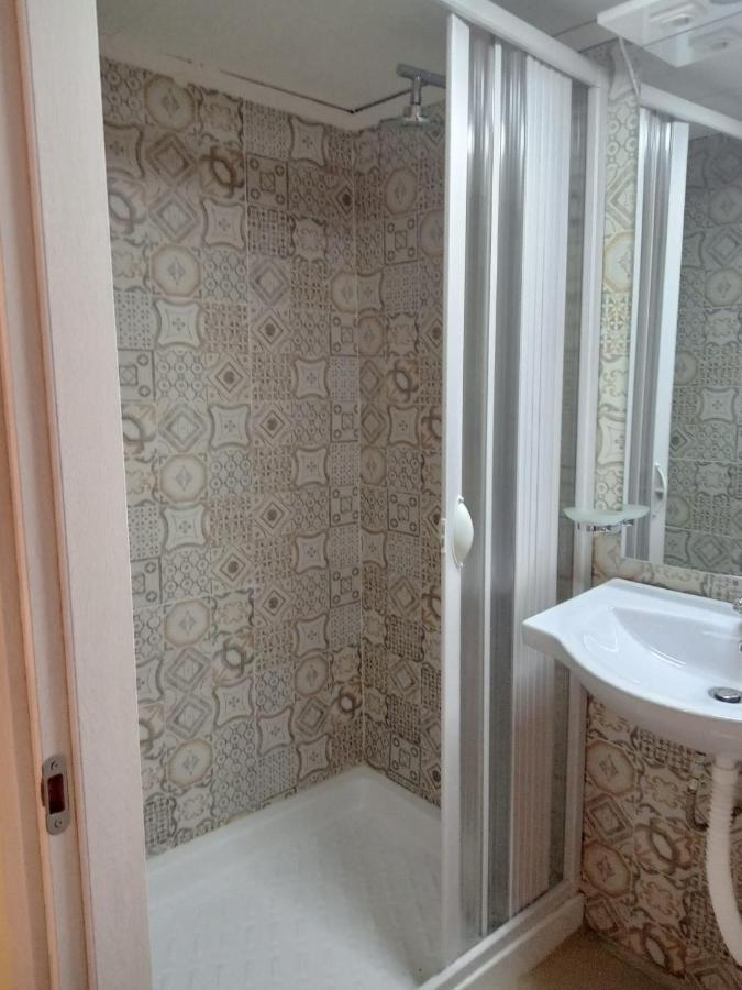 B&B Spaccanapoli A Due Passi Da Via Tribunali المظهر الخارجي الصورة
