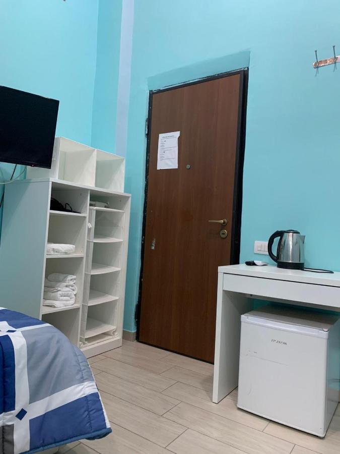 B&B Spaccanapoli A Due Passi Da Via Tribunali المظهر الخارجي الصورة