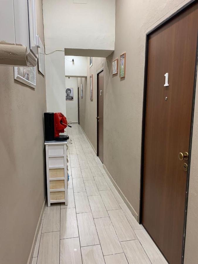B&B Spaccanapoli A Due Passi Da Via Tribunali المظهر الخارجي الصورة