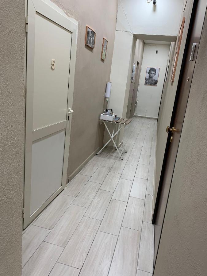 B&B Spaccanapoli A Due Passi Da Via Tribunali المظهر الخارجي الصورة