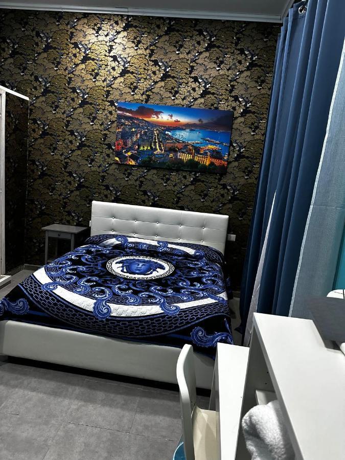 B&B Spaccanapoli A Due Passi Da Via Tribunali المظهر الخارجي الصورة