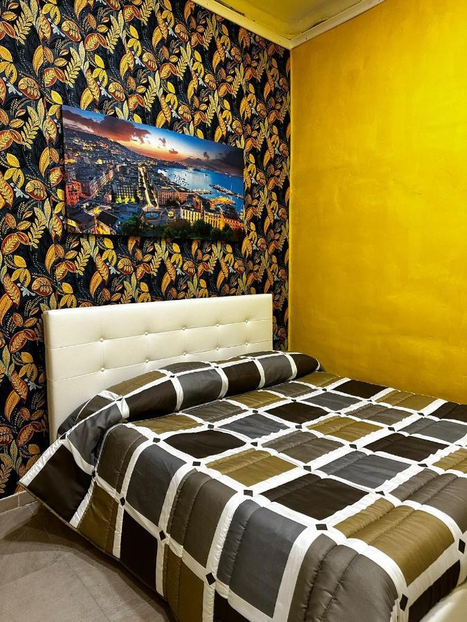 B&B Spaccanapoli A Due Passi Da Via Tribunali المظهر الخارجي الصورة